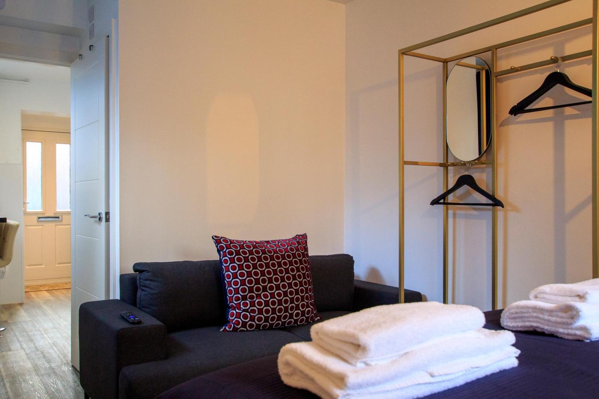 Moray Court Chester City Centre Studio Apartment By Rework Accommodation Buitenkant foto